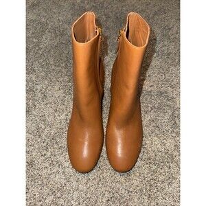 10.5 Women’s Tory Burch Boots
